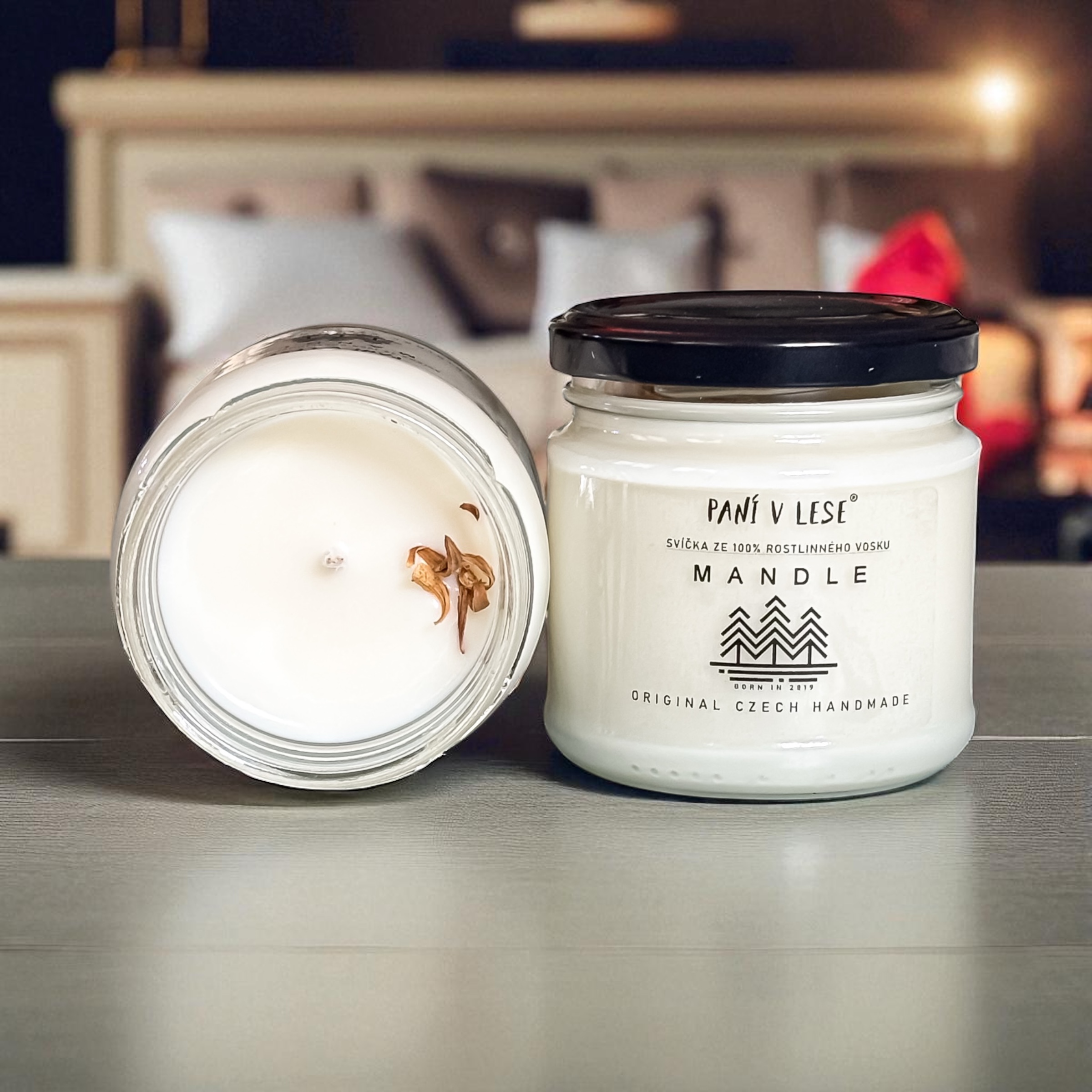 Svíčka v zavařovačce Mandle 150 g