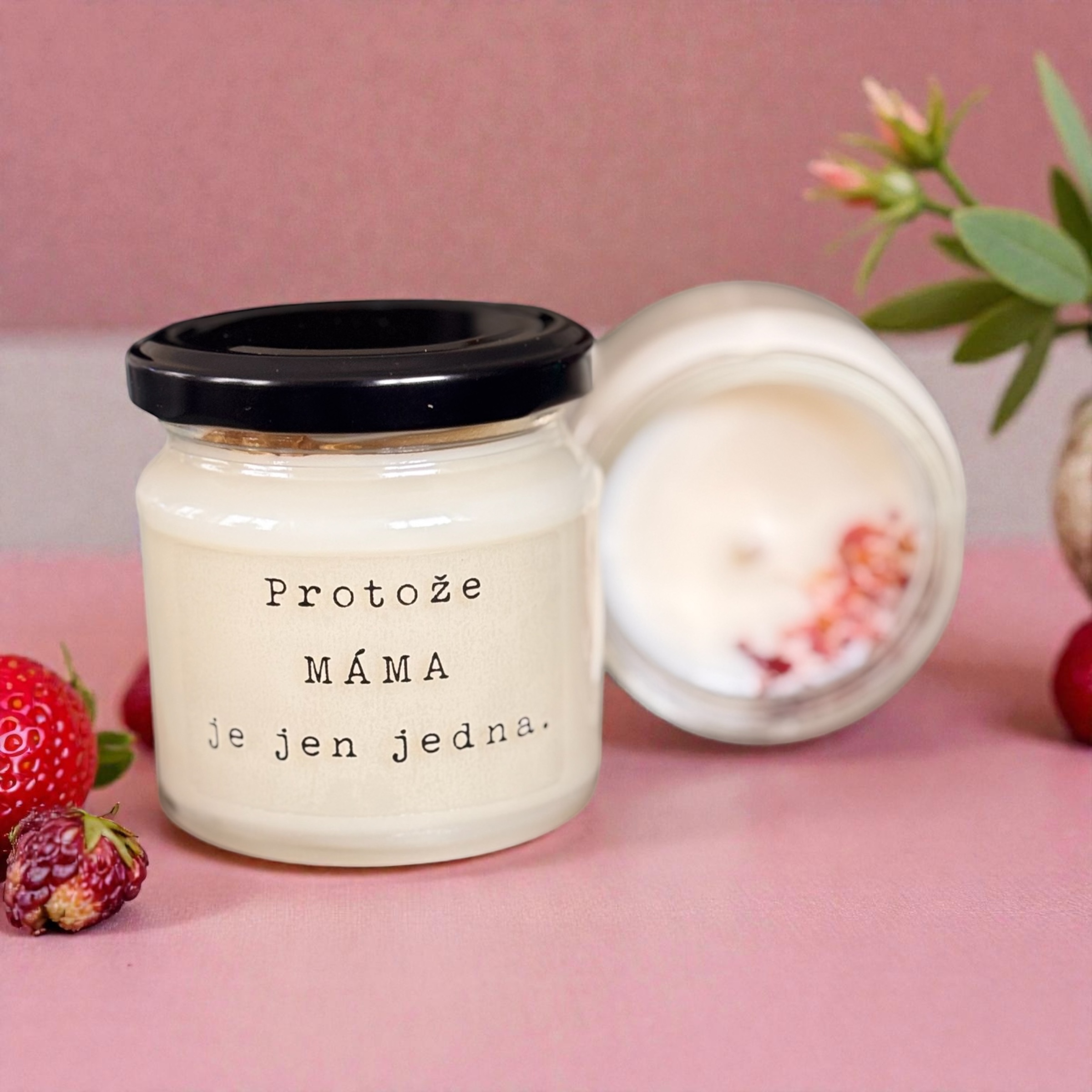 Svíčka "Máma je jen jedna" 150 g